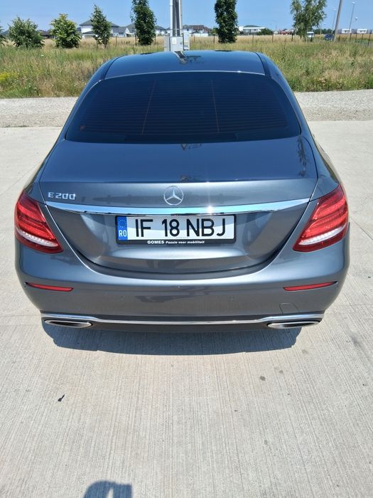 Mercedes Benz E 200