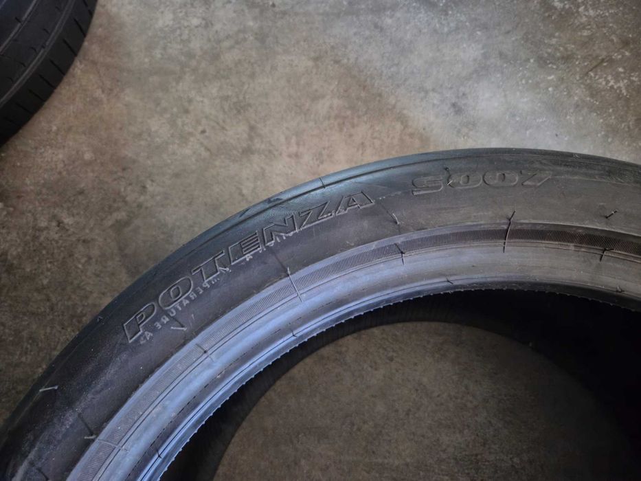 2 Anvelope de VARA - 295/35/20 105Y - BRIDGESTONE Potenza S007 - OEM NISSAN GTR - CA NOI - DOT 2018 !