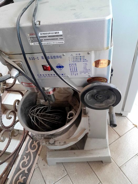 Тестомес - миксер