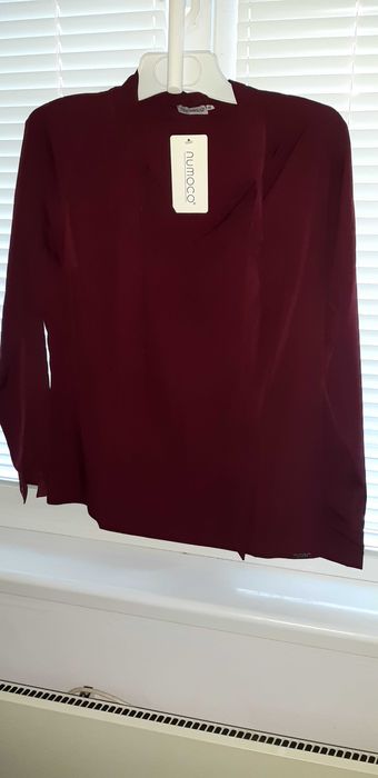 Продавам нова маркова блуза