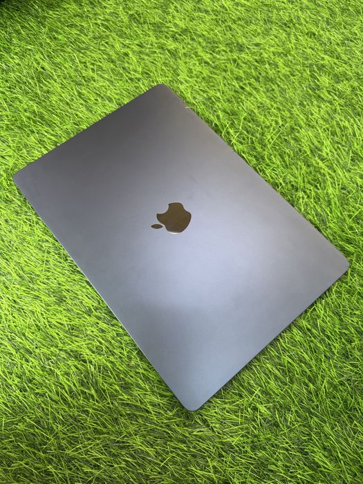 Apple Macbook Air M3 2024