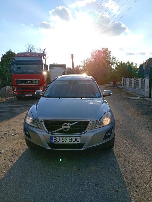 Volvo  XC60  4x4
