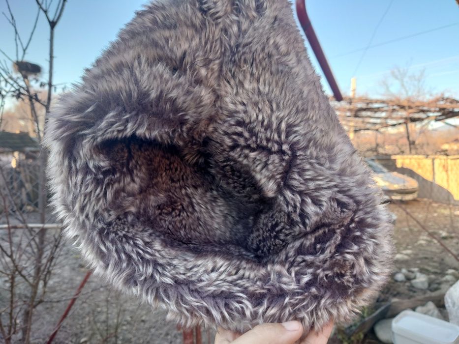 Guler blană circular