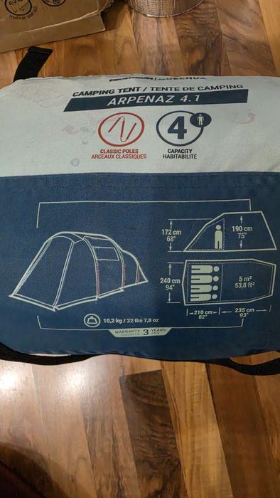 Cort 4 persoane si sac de dormit