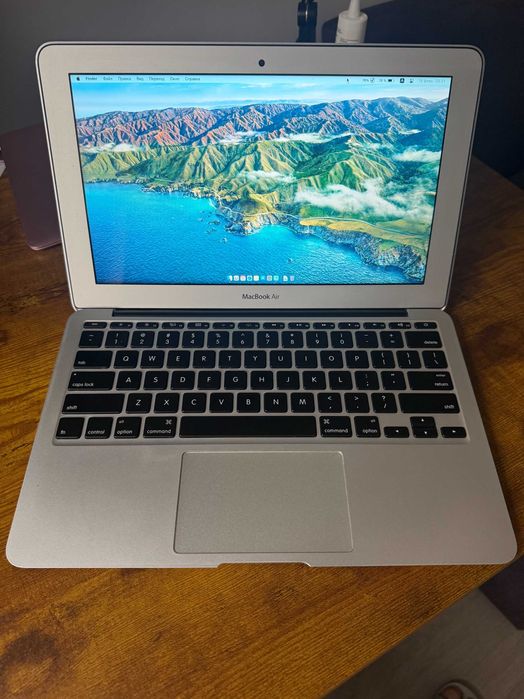 MacBook Air 11 2015, живой, 100%