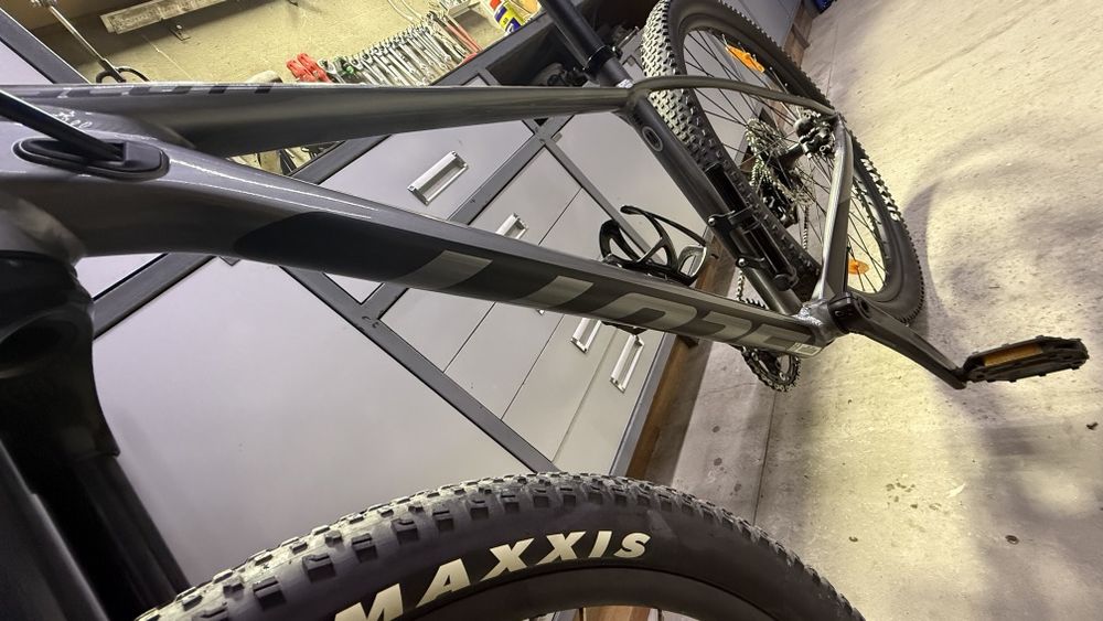 Scott Scale 965 29" Deore 12 скоростей RockShox воздух