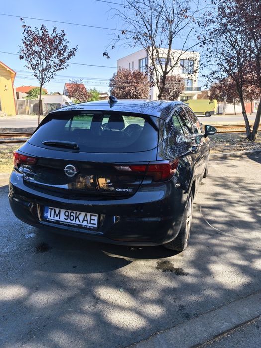 Vând Opel Astra K 2017– 1.6 Diesel (110 CP), Mașină Personală de Familie