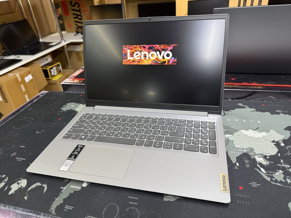 Ноутбук Lenovo ideapad 1i Core i3-1215U/8GB/256GB