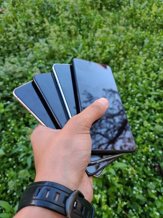 Samsung Galaxy S21 Plus 5G. Joyi 256 GB. Imeka o'tkan