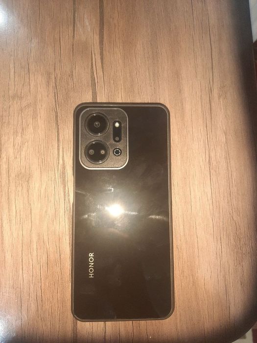 HONOR. X7A 128Gb tel qlila kelishamza