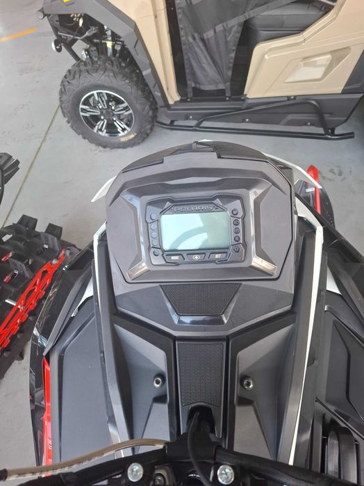 Snowmobil Polaris V1 -RMK 850 Khaos Slash 155- SH rulat 600 km