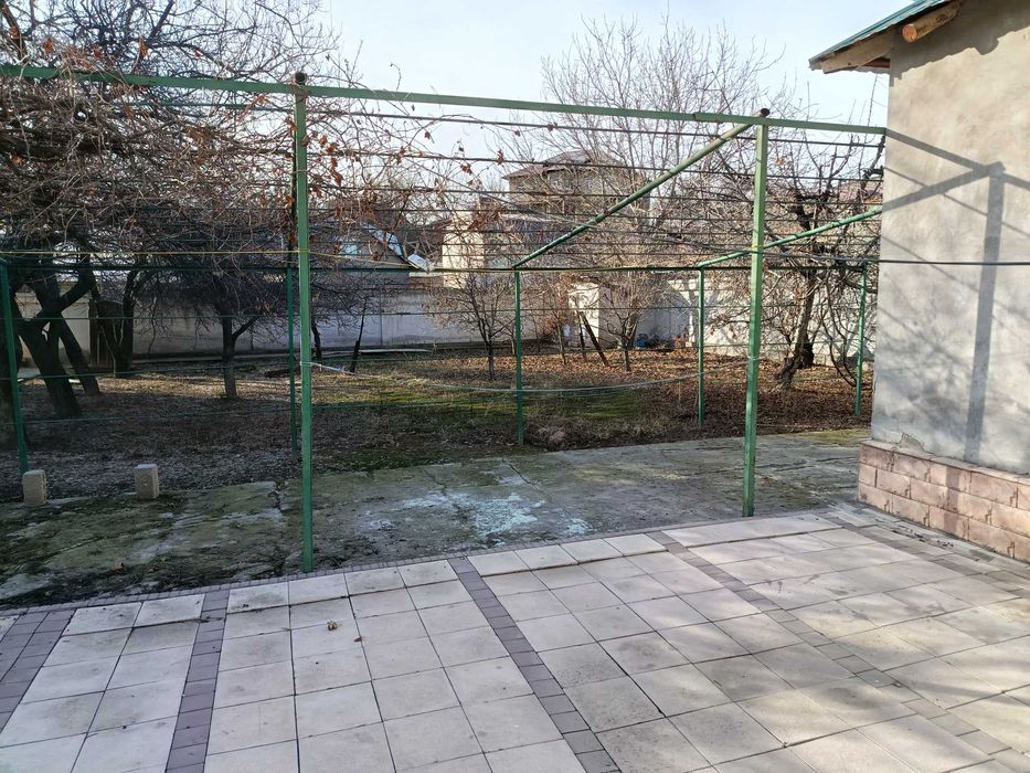 Uy , Er (Участка) 6 sotih Qibray Ziyokorlar  ko'ch.