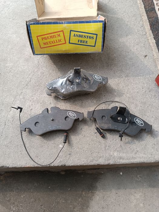 Вито мерс суппорт и колодка переднаая