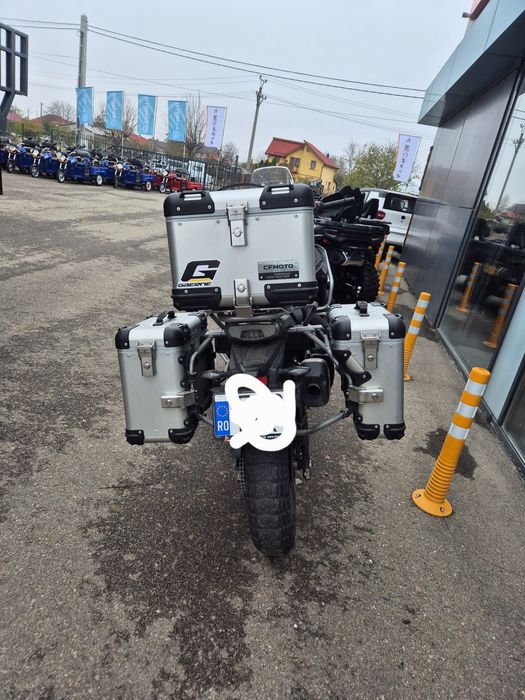 Set cutii originale cfmoto+sistem de prindere