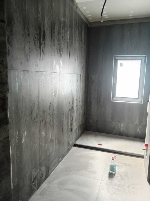 Bordura Dus  din Marmura si granit