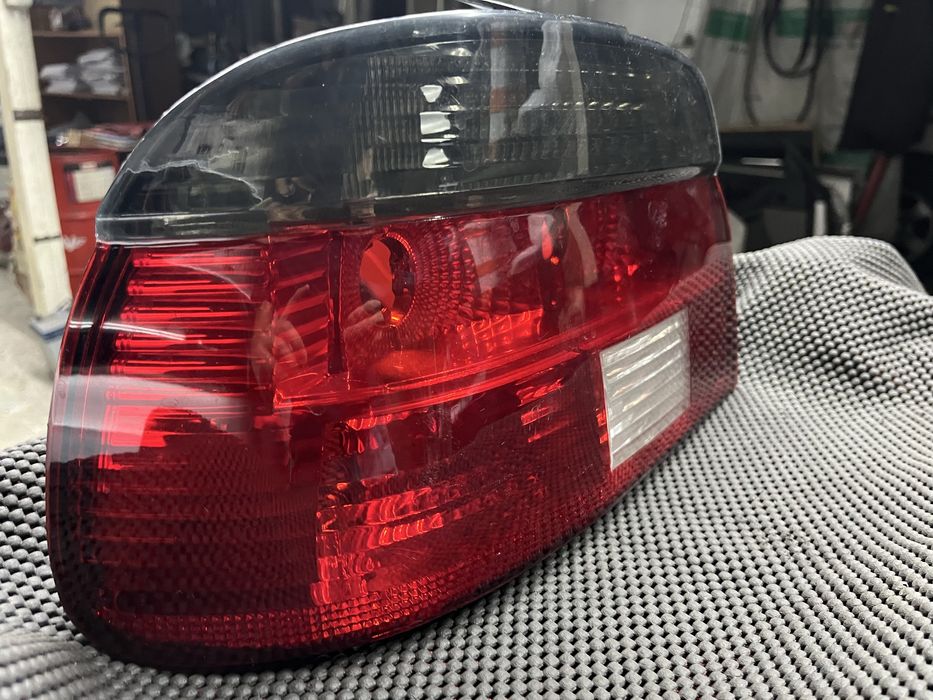 Задние фары BMW e39