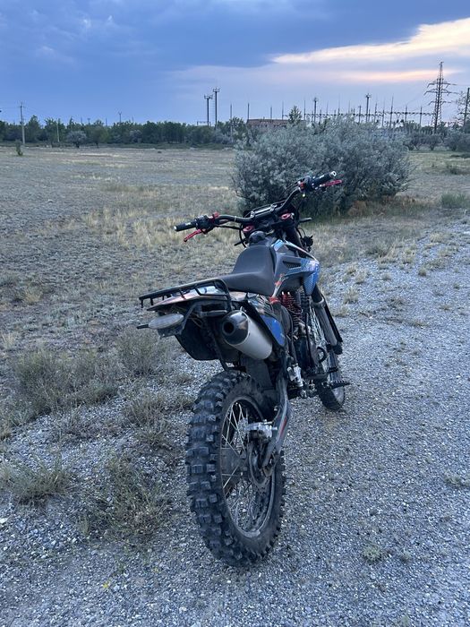 Мотоцикл ктр 300 кубов