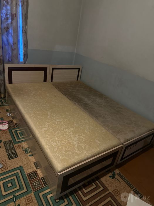 Divan sotiladi 1 kishilik