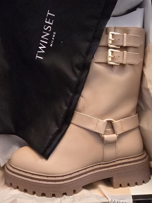 Летен бутуш байкер Twinset, естествена кожа 39, 40, нови с кутия!