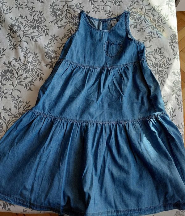 Lot rochite 6, 7 ani+ geaca de blugi.