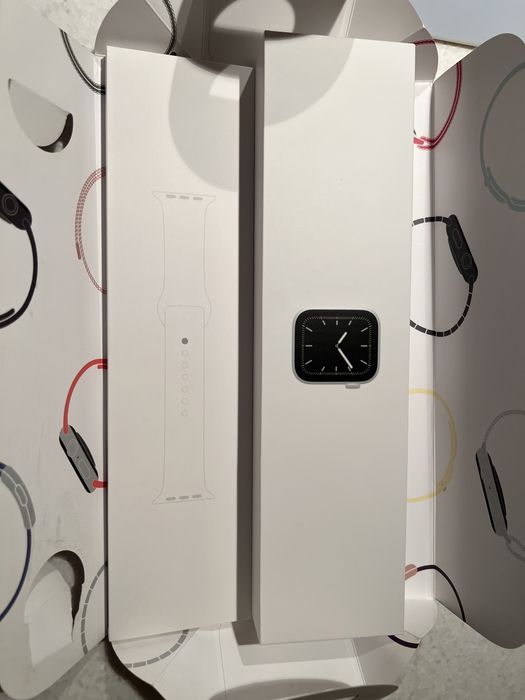 Apple Watch Series 5 44mm