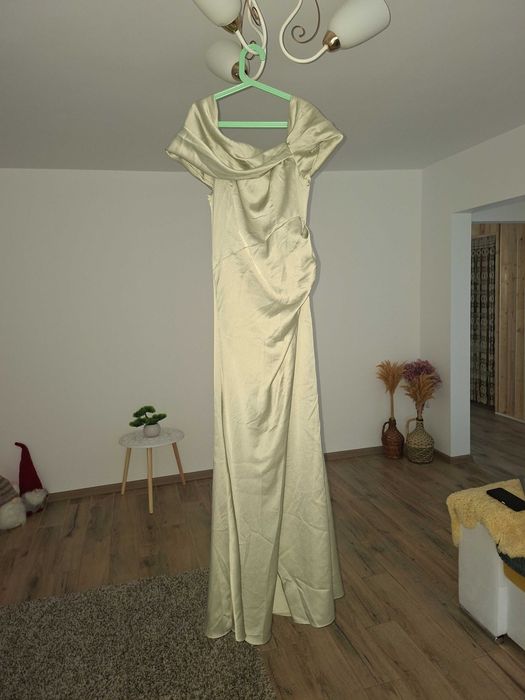Rochie de seară elegantă
