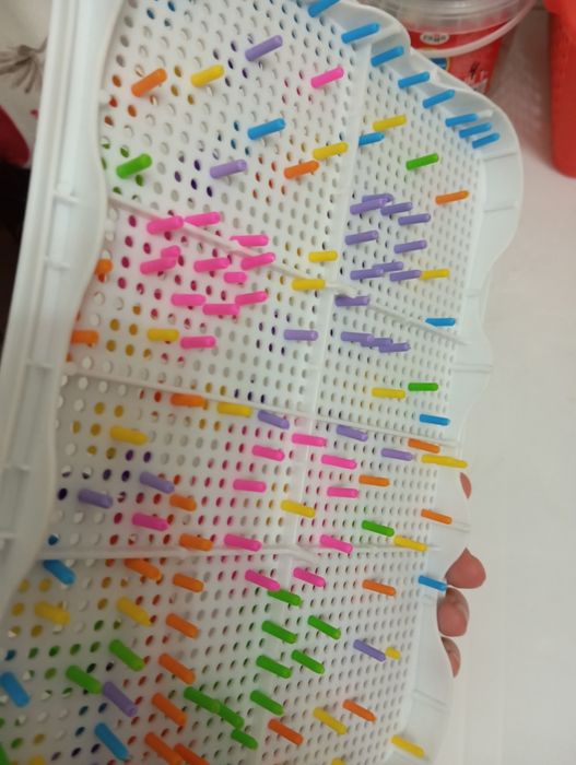 Продам игрушки развивающие 3 шт