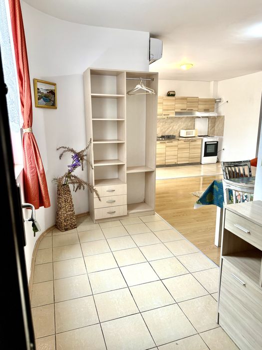 Дава се под наем Тристаен апартамент в к.к. Слънчев бряг - 72 кв.м за 459 € - Снимка #1