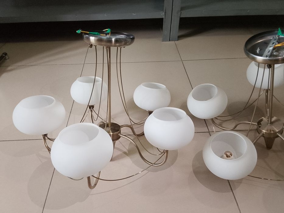 Продается люстьра