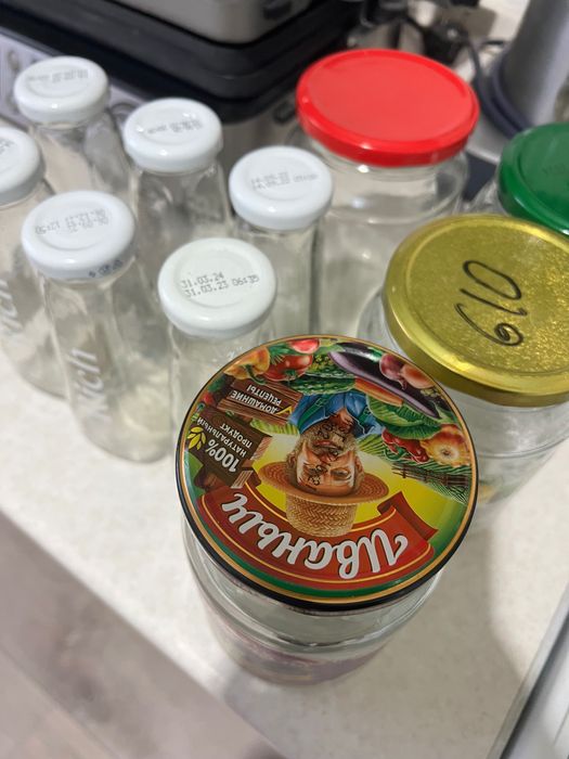 Отдам бесплатно банки