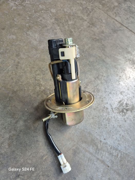 Бензинова помпа за к1/к4 1000