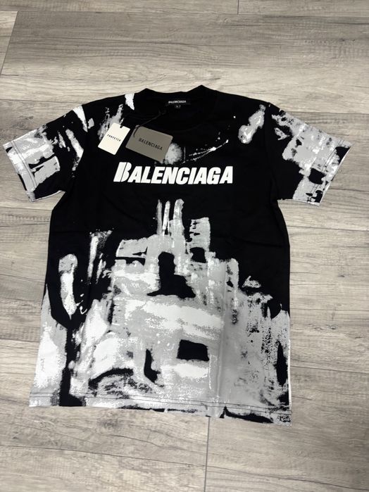 Tricou Balenciaga