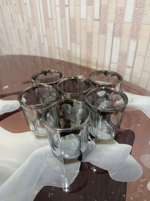 Продам посуду  в хорошем состоянии