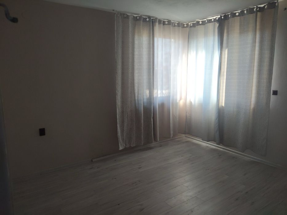 Продава се Къща в Казанлък - 100 кв.м за 730 €/кв.м - Снимка #8