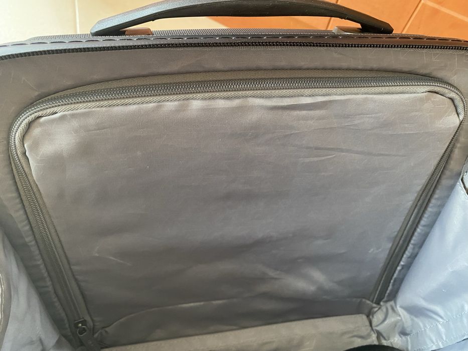 Черен козметичен куфар Travelite