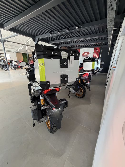 QJ Motor ATR 125, Cat B, Nou 0 km