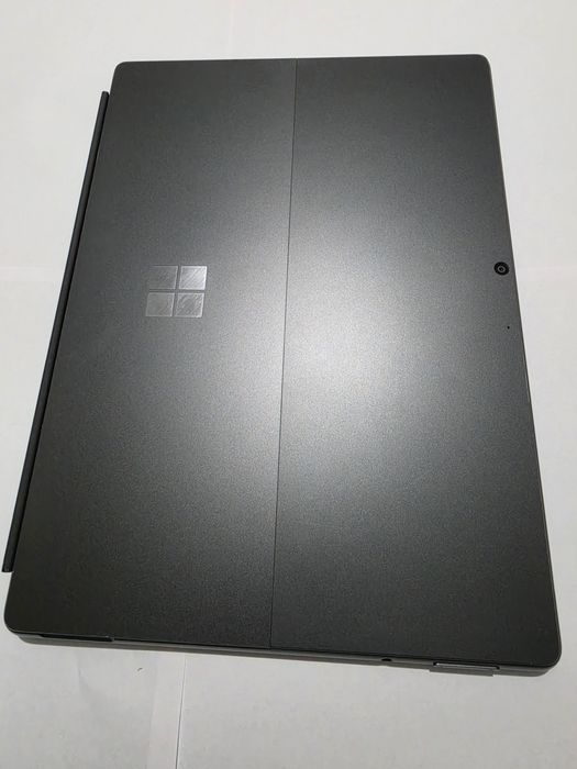 Microsoft Surface Pro 8