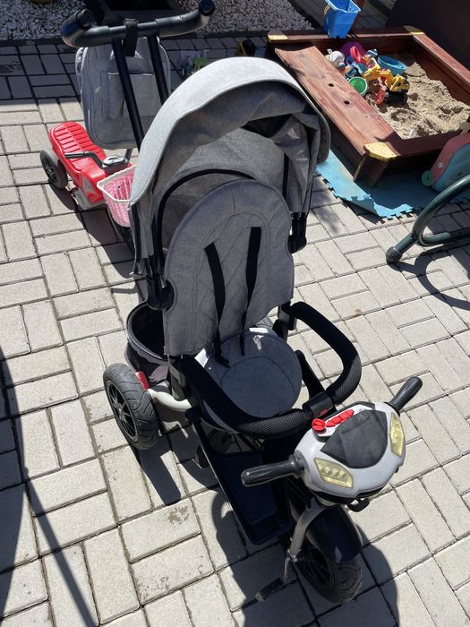 Vand tricicleta reglabila pe mai multe poziti