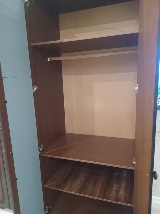 ..Шкаф сатылады..