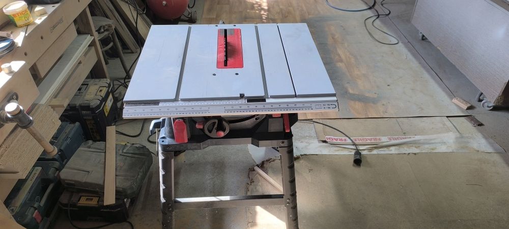 Circular profesional Bosch GTS 254