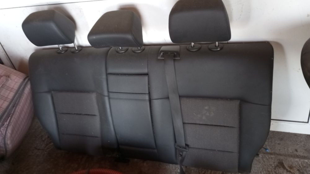 Салон за Мерцедес е класа 212 комби