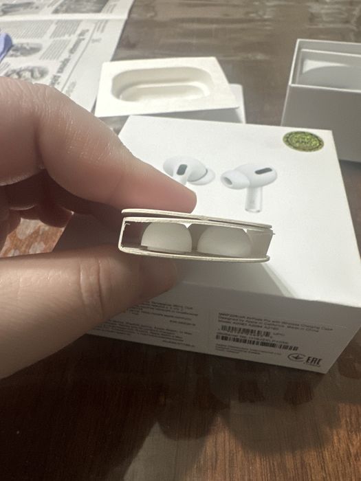 Наушники эйрподс про б/у