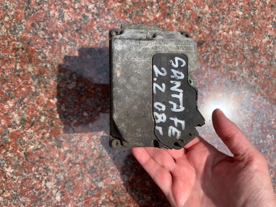 Дросел/клапа за двигател на Hundai Santa Fe diesel