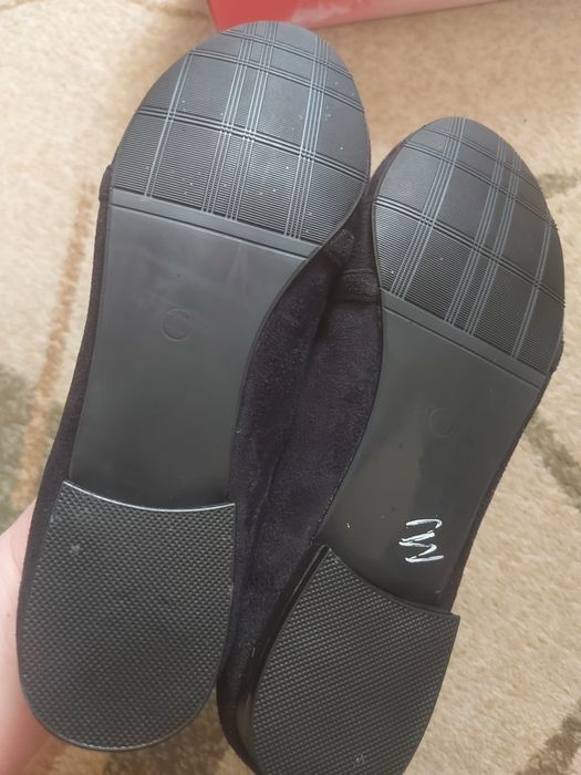 Продам женскую обувь