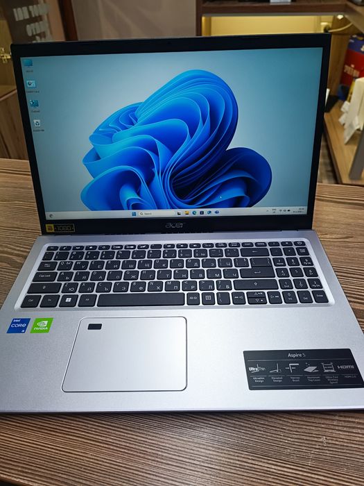 Лаптоп Acer Aspire 5
