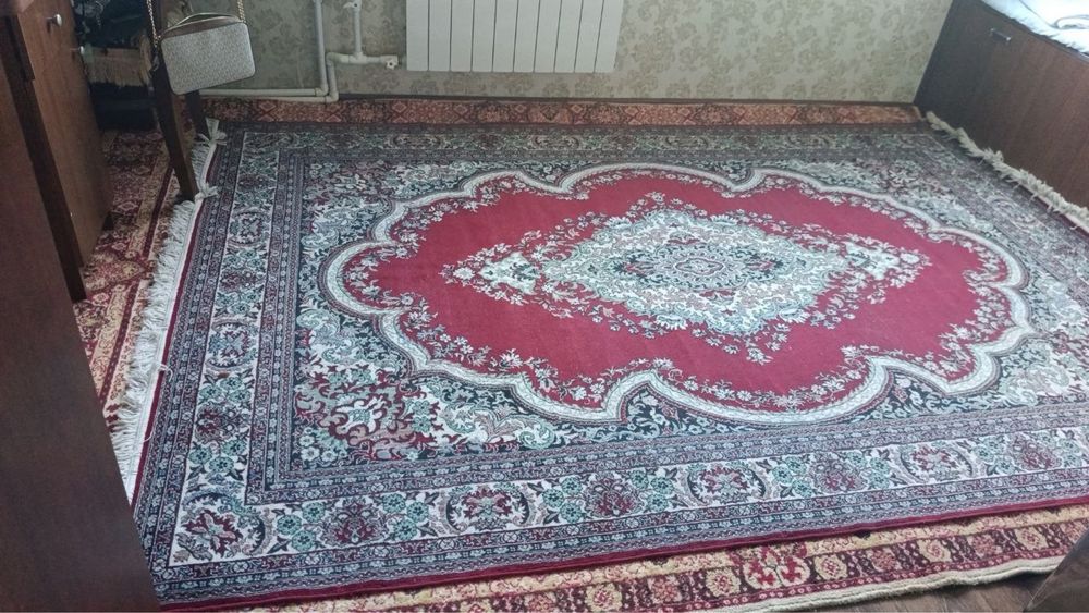 Гилам сотилади 2х3 (б/у) Туркия