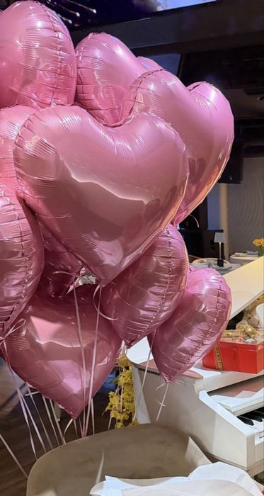 гелиевые шарики.