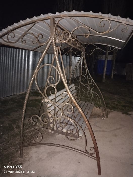 Беседка качеля, в хорошем состоянии