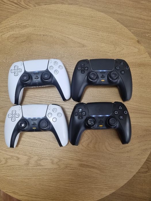 Playstation 5 disc 500gb, 4 manete, 6 jocuri