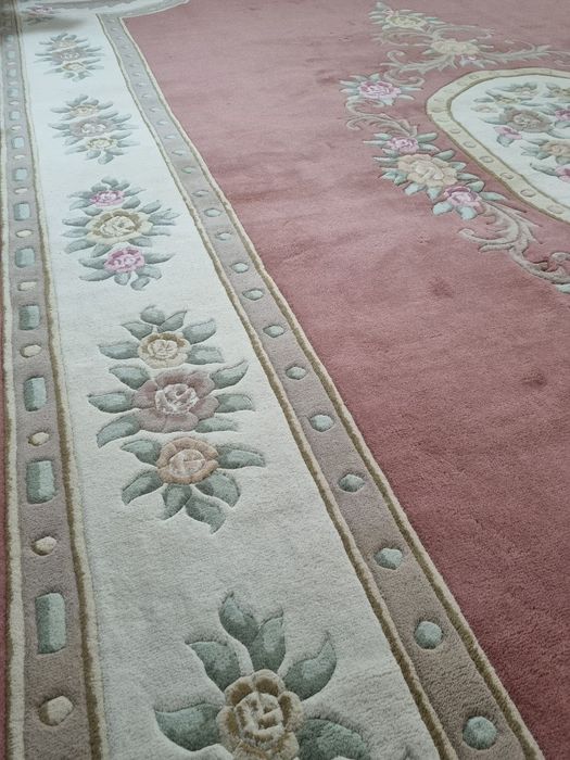 Гилам хиндистонда тикилган ручная работа квадрати